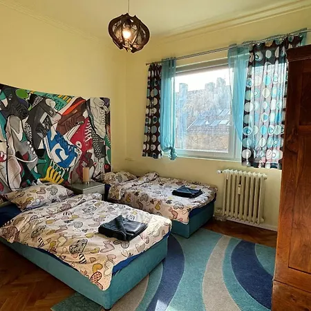 Place With 2 Bedrooms In